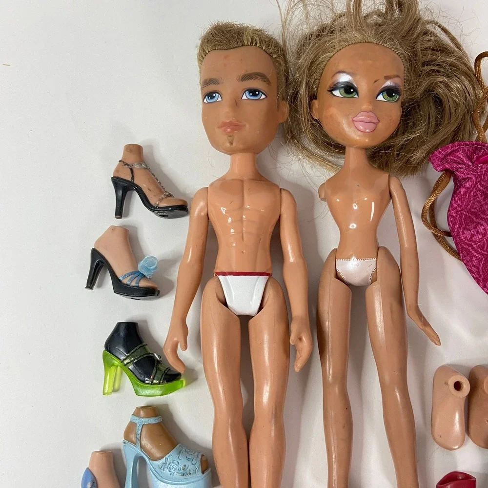Bratz Doll Lot Male and Female Figures with Shoes & Bag for Parts or Repair